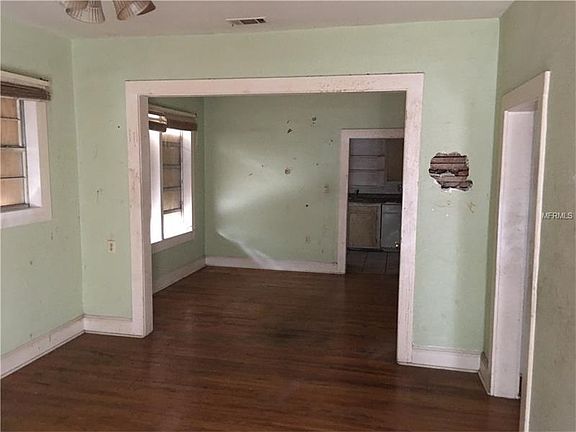 4th image of 167 E 2nd St