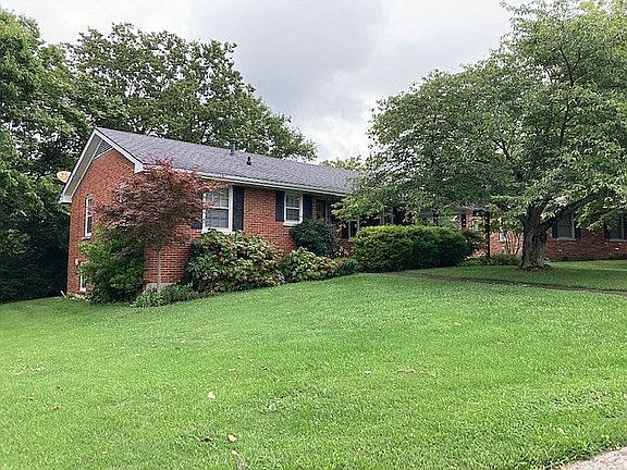 2nd image of 111 Willow Dr