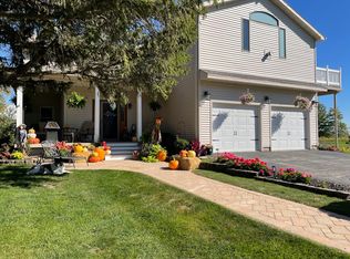 2547 Reynolds Rd, Ashton, IL 61006