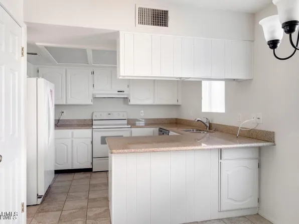 12222 N PARADISE VILLAGE Parkway S #330, Phoenix, AZ 85032