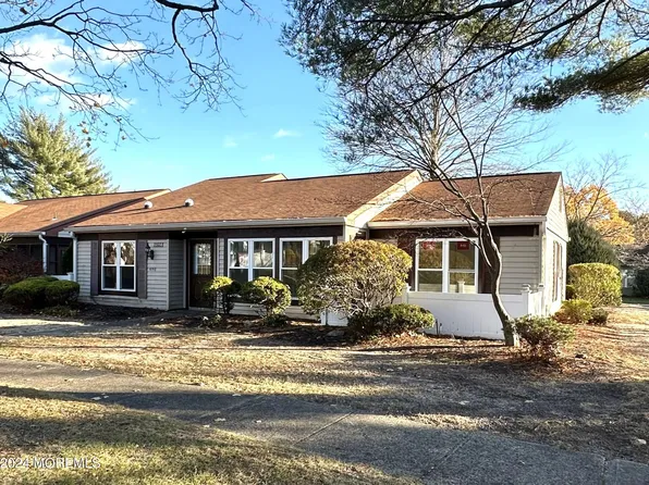 609B Devonshire Lane, Manchester, NJ 08759