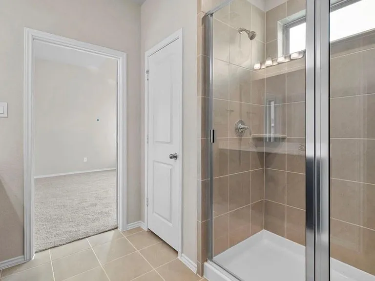 311 Violet Crown Ln — Photo 8