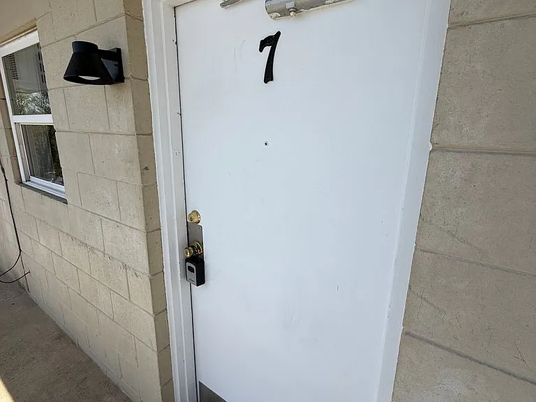 626 Power St #7 — Photo 19