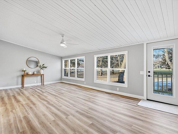 5th image of 235 Church St
