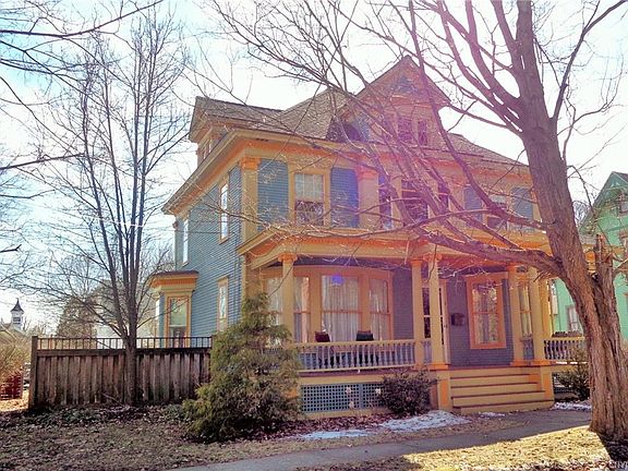 3rd image of 4 Elm Ave