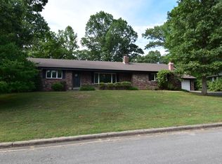 1007 Hickory St, Cassville, MO 65625