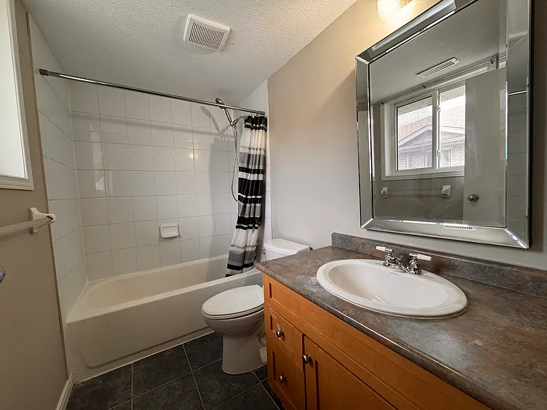 44 Walnut St #A05 — Photo 6