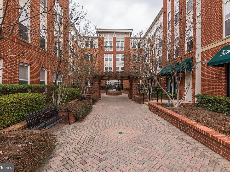 1st image of 2665 Prosperity Ave APT 1