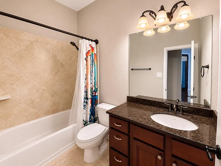 127 Lindenberry Cir — Photo 23