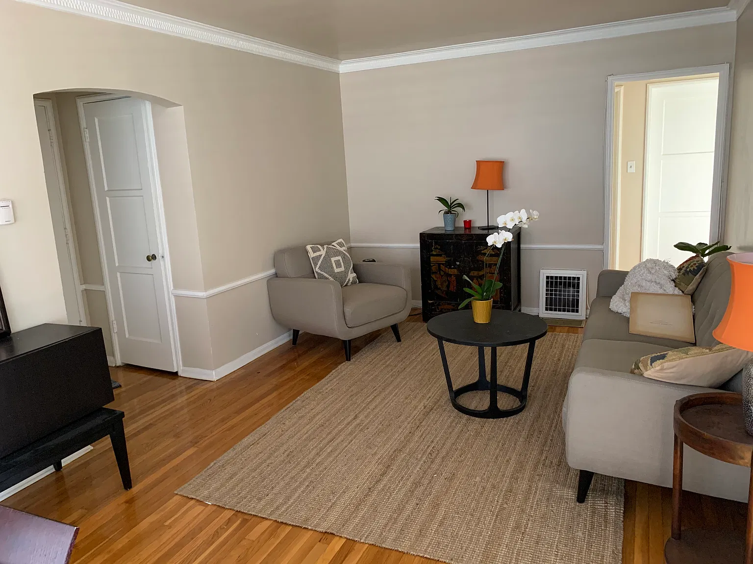 5774 W Olympic Blvd — Photo 4