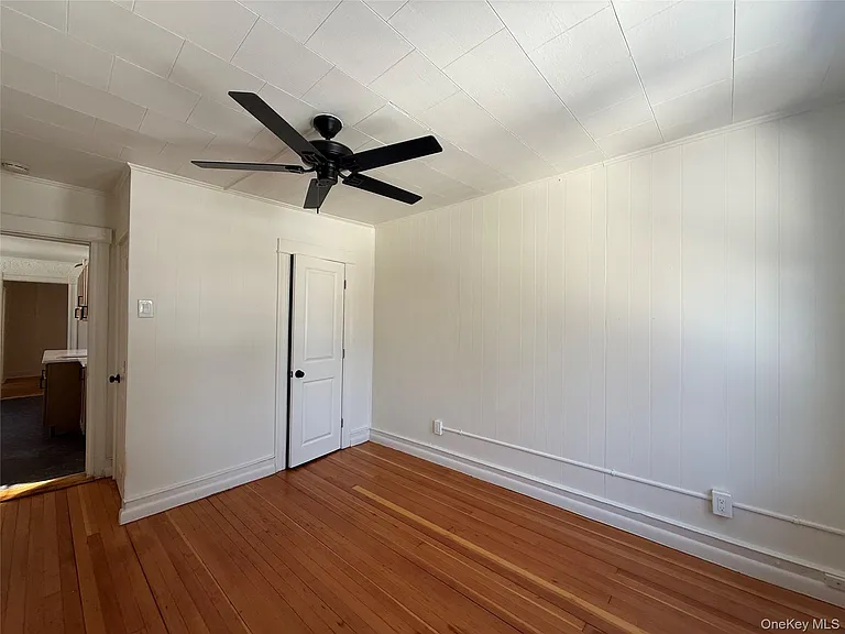 40 N Clover St — Photo 3
