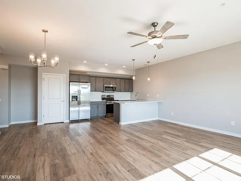 2773 Rookwood Ln — Photo 21