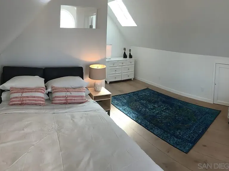 5112 Saratoga Ave #1 — Photo 7