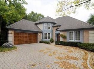 542 Rivershire Pl, Lincolnshire, IL 60069