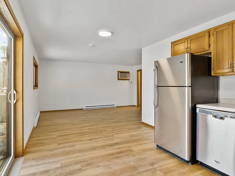 410 Pearl St #1 — Photo 14