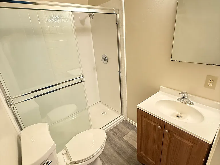 636 S 9th St #10 — Photo 7