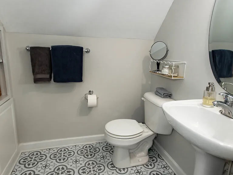 235 Sellhorn Blvd — Photo 20