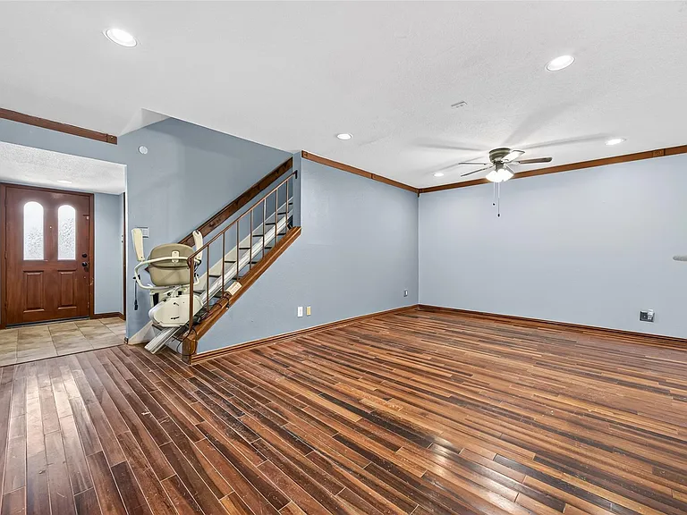 14515 Wunderlich Dr #403 — Photo 9