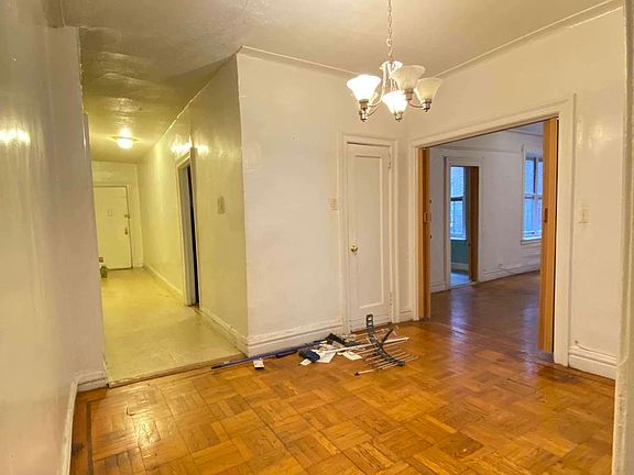 4th image of 3572 Dekalb Ave APT 4E