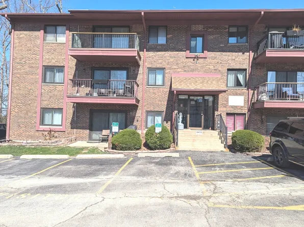 8473 Archer Ave APT 104, Willow Springs, IL 60480