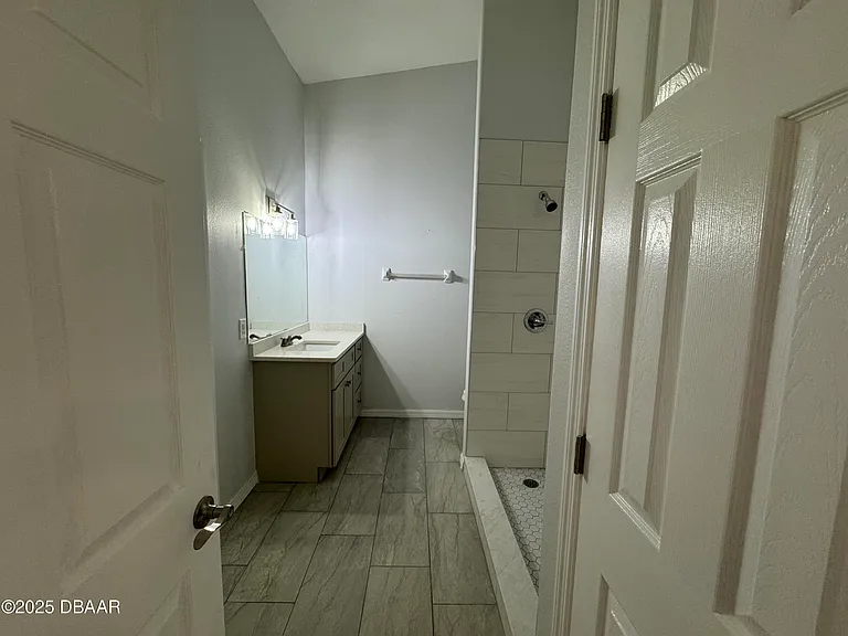 3533 Forest Branch Dr #D — Photo 11