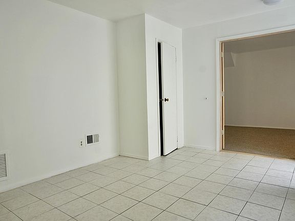 4th image of 33 Brunswick St Floor 1