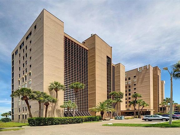 3rd image of 900 Gulf Blvd APT 907