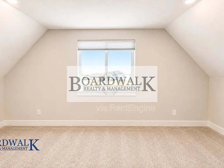 7778 N Center St #1 — Photo 21
