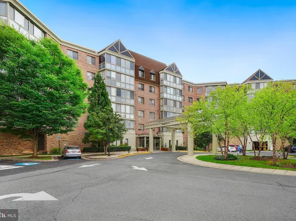 2901 S Leisure World Blvd Unit 222, Silver Spring, MD 20906