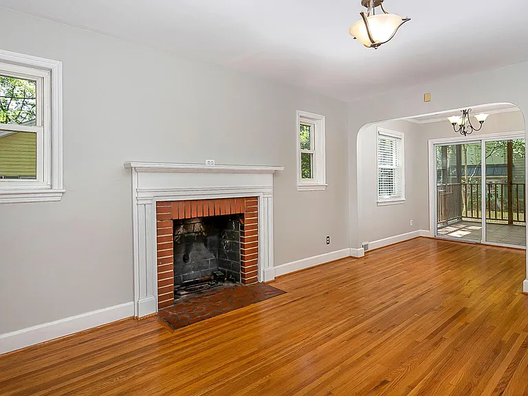 2304 Floral Ave — Photo 5