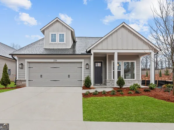 226 Strawberry Ln, Woodstock, GA 30189