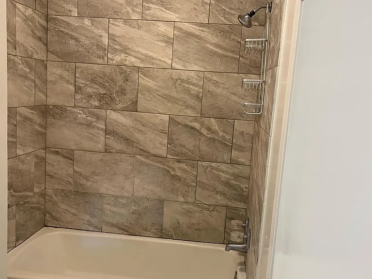 5115 Woodlawn Ave — Photo 6