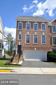 25240 Dunvegan Sq, Chantilly, VA, 20152