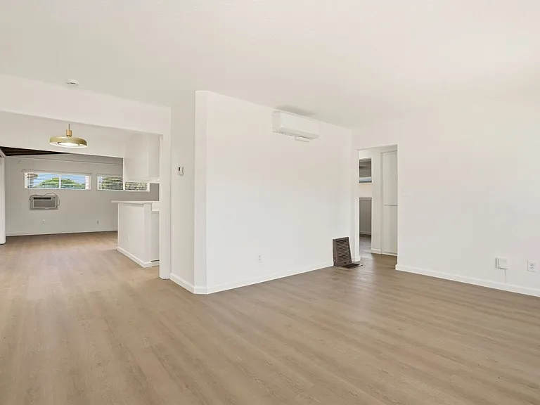 4665 Terry Ln — Photo 1
