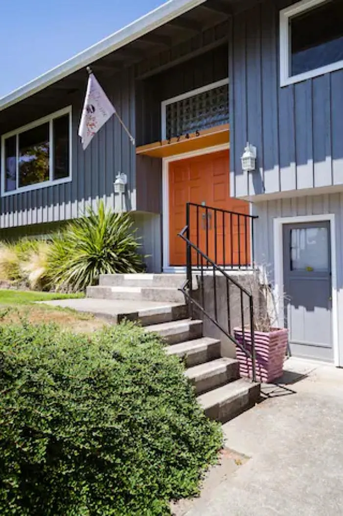 12245 NW Kearney St — Photo 3