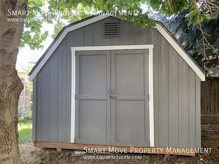 2321 E Mugo St — Photo 33