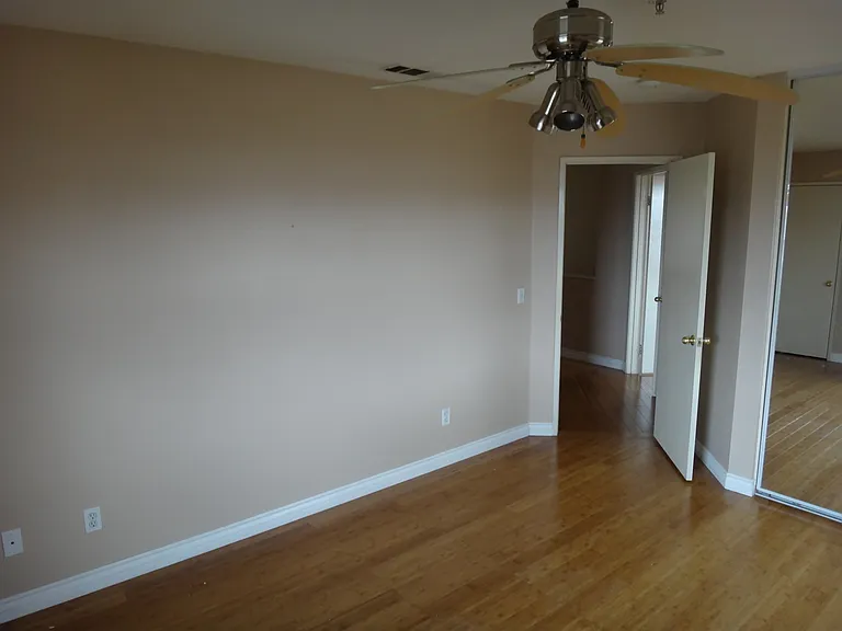 7039 New York Ave — Photo 5