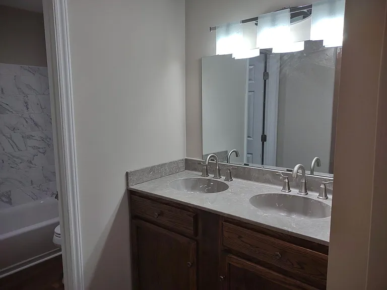 3204 Hickory Rd — Photo 17