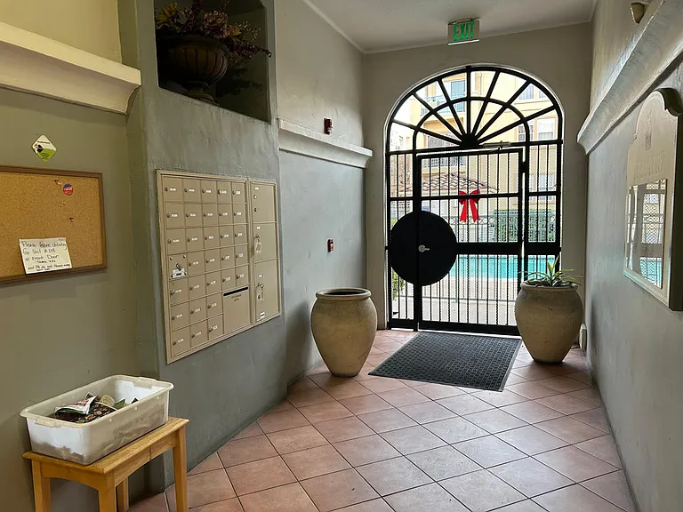 516 Martha St #207 — Photo 16