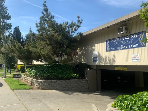 Sherwood and Forest Arms Apartments, 1411 Wake Forest Dr #S8, Davis, CA 95616
