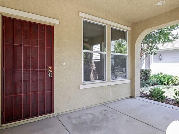 3rd image of 2333 Ryedale Ln