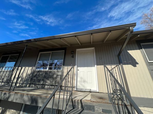 131 NW Deer St APT 5