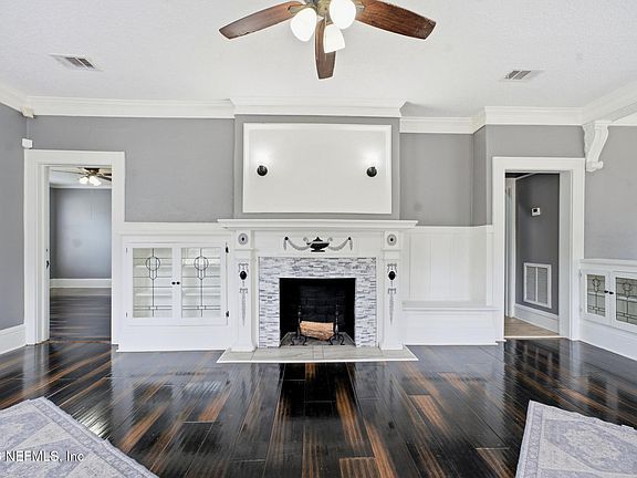 4th image of 541 LINWOOD Avenue