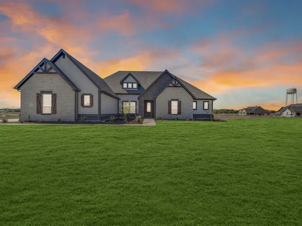 12113 Magma Ct, Krum, TX 76249