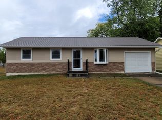 1448 16th Ave, Camanche, IA 52730