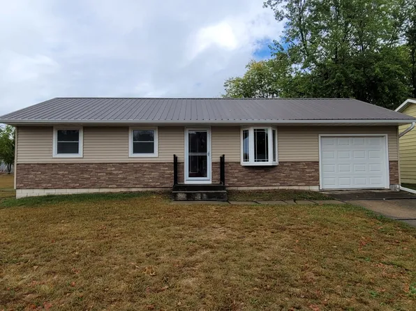 1448 16th Ave, Camanche, IA 52730
