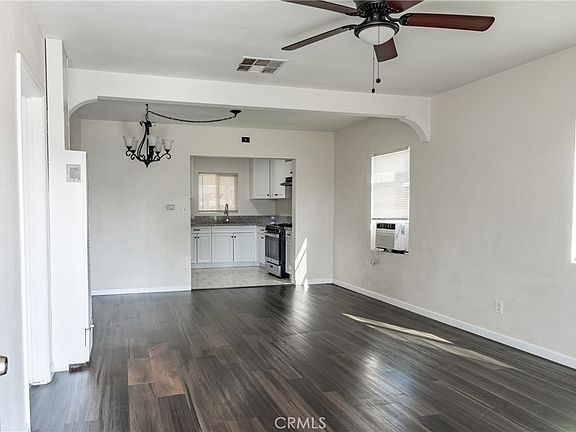 3rd image of 1102 E 18th St