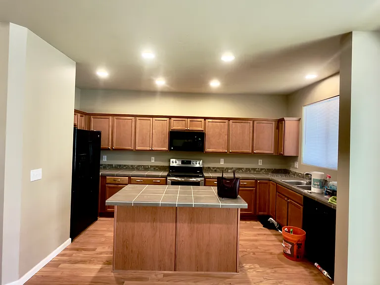 1603 W Smith Ct — Photo 3