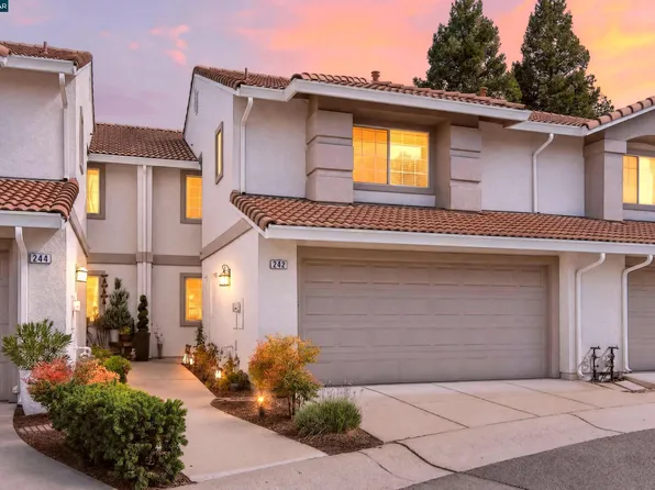 242 Portola Dr, Danville, CA 94506