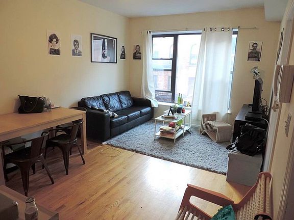 2nd image of 162 Orchard St APT 2A